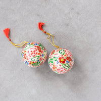 Holiday Floral Ornament