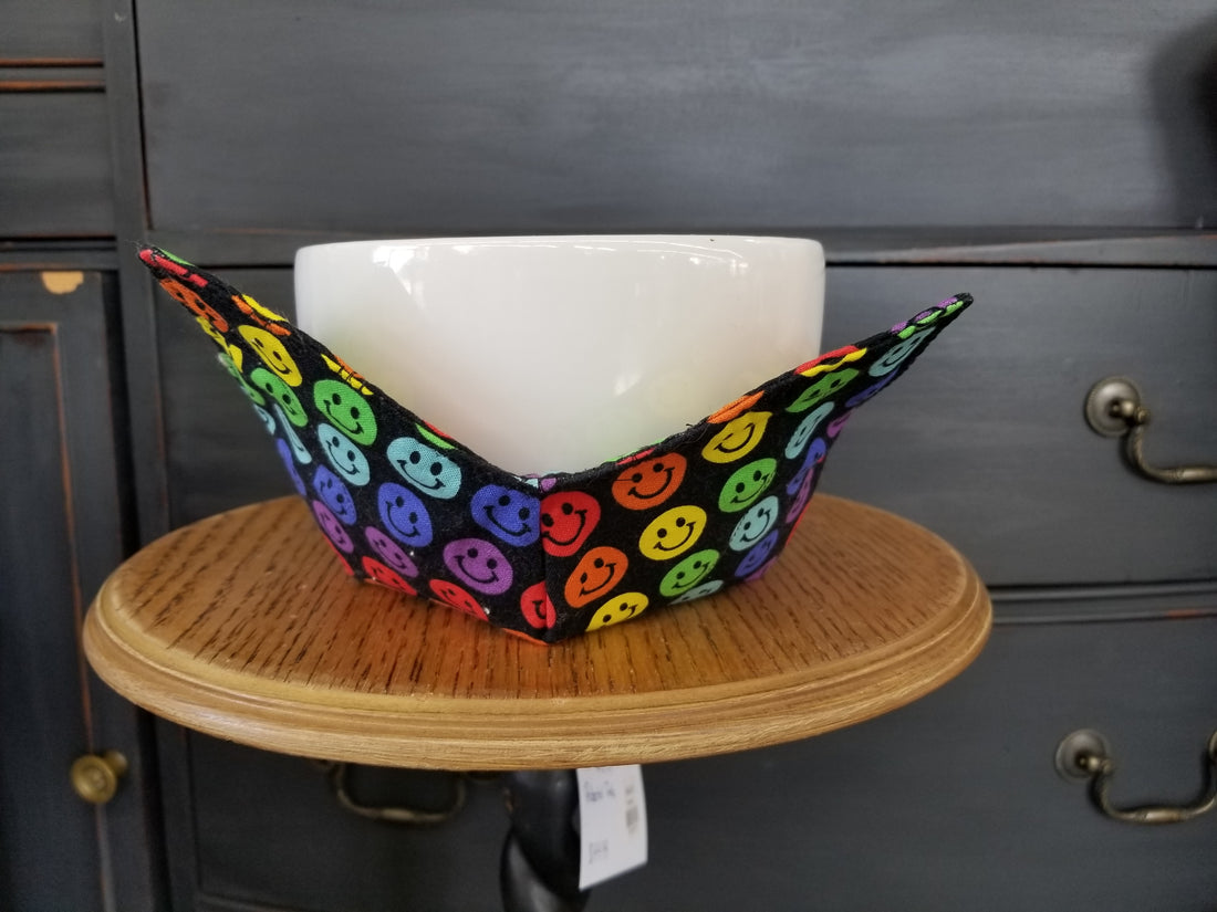 Rainbow Smiley Faces Bowl Cozy