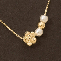 Pearl And Flower Beads Charm Necklace - Gold
