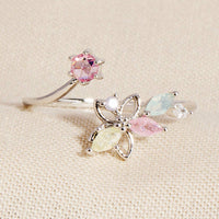 Floral Open Twist Ring: Silver