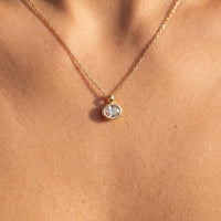 Dainty Oval Bezel Cz Pendant Necklace: Gold