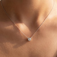Dainty Chain Round Cz Halo Solitaire Pendant Necklace: Silver