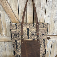 Hopofly Tote Bag