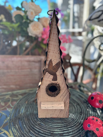 Hummingbird Birdhouse