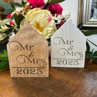 Mr & Mrs 2025 Wooden Laser Shelf Sitter