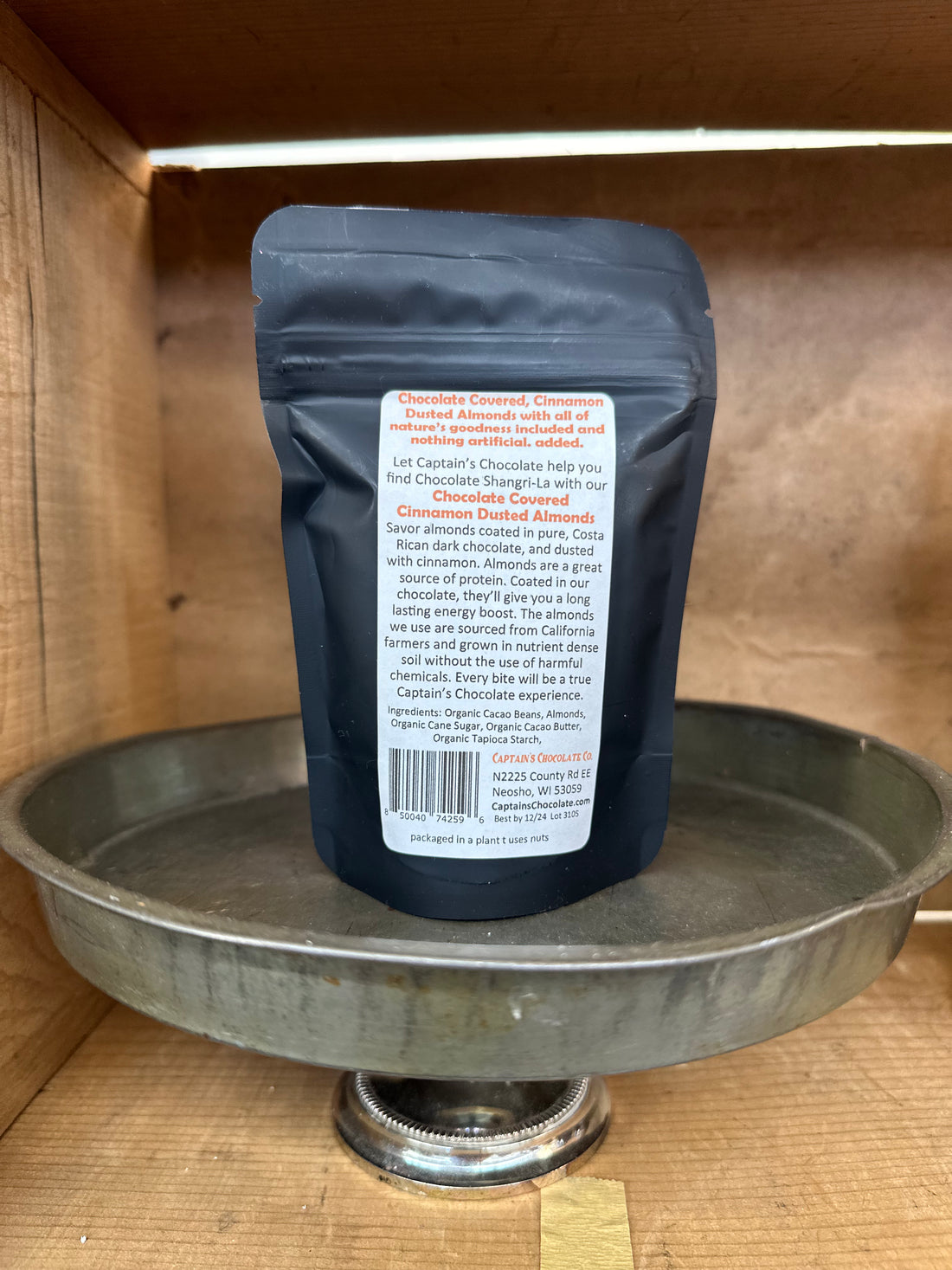 Captain's Chocolate - Cinnamon Dusted Almonds