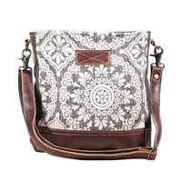 Myra Bags "Freaky Shoulder Bag"