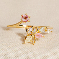 Floral Open Twist Ring: Gold