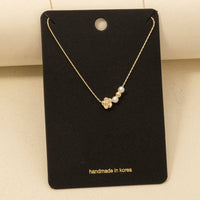 Pearl And Flower Beads Charm Necklace - Gold