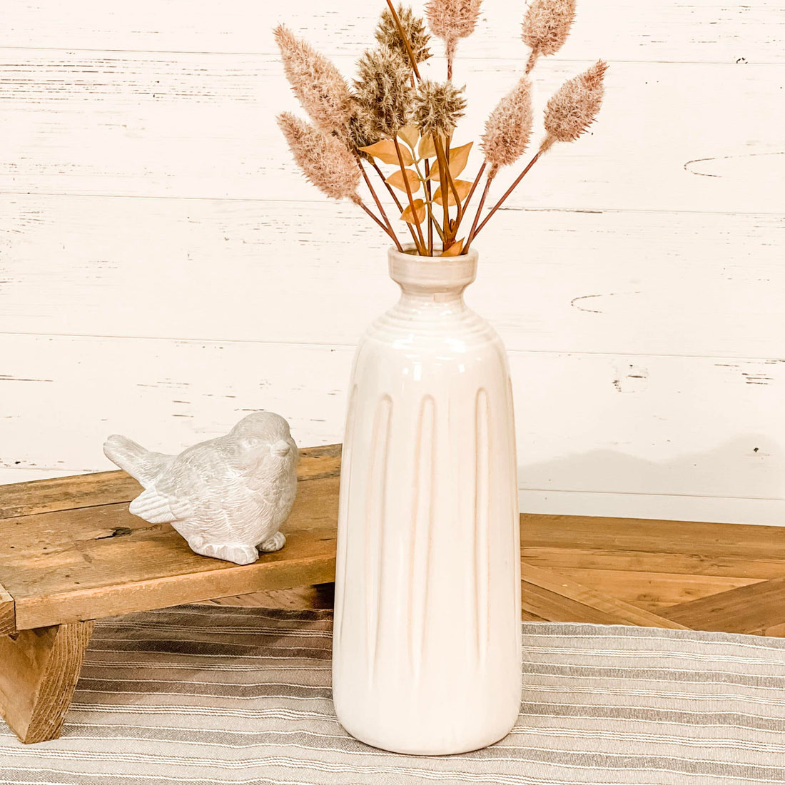 Carved Vertical Line Pattern Vase