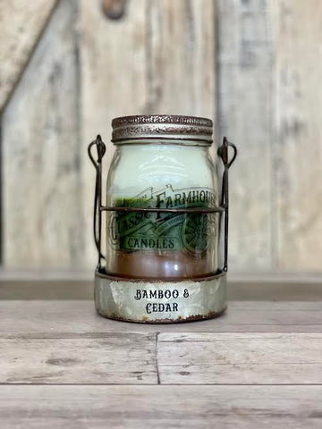 Classic Farmhouse Star Candle - Bamboo & Cedar