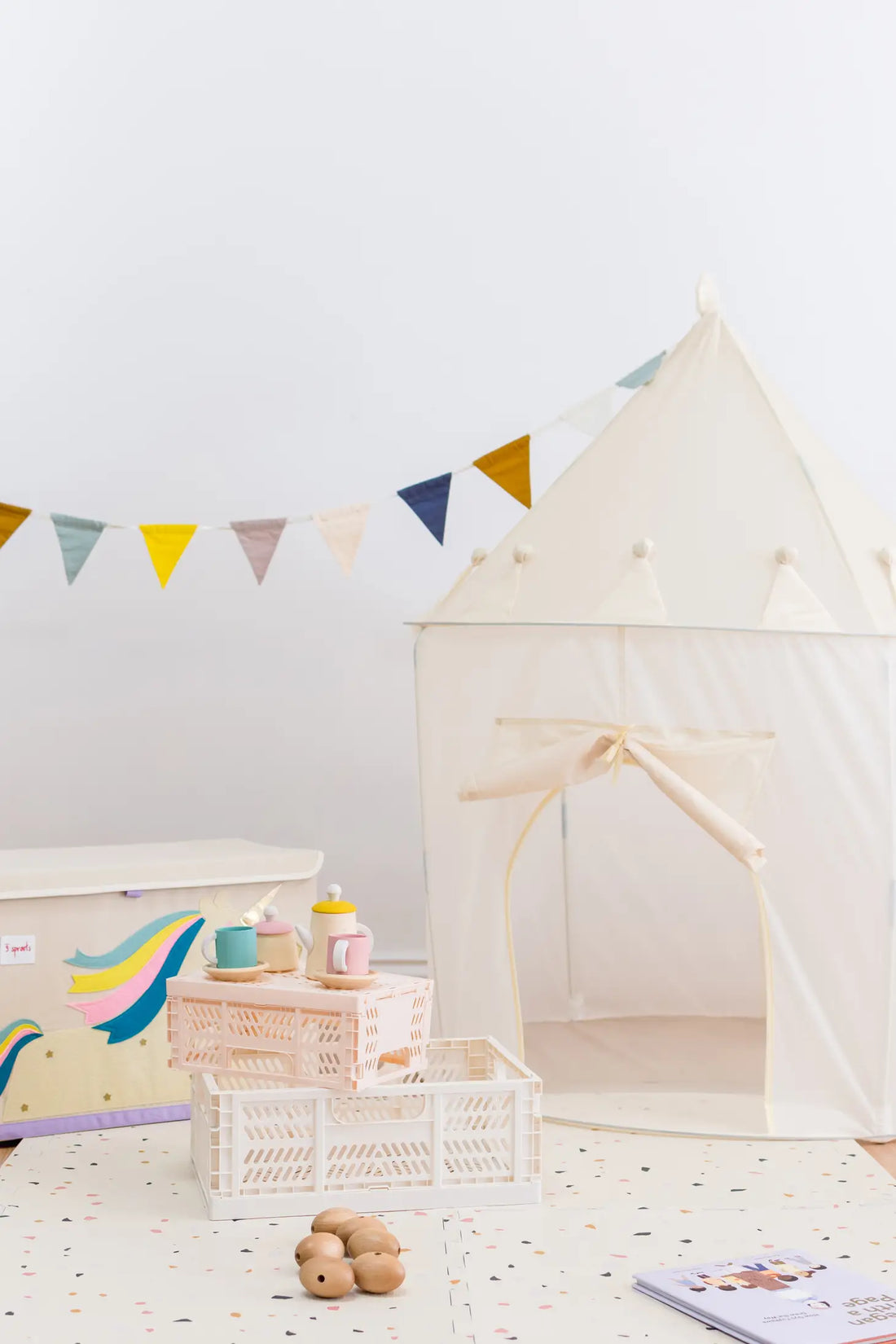 3 Sprouts Recycled Fabric Play Tent Castle - Cream
