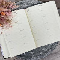 5-Year Snapshot Journal - Ivory Veil (7"x 9")