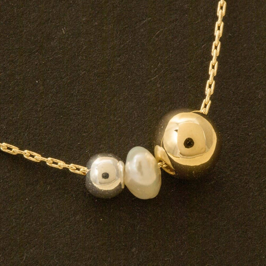 Mini Pearl And Metallic Station Charms Chain Necklace - Gold