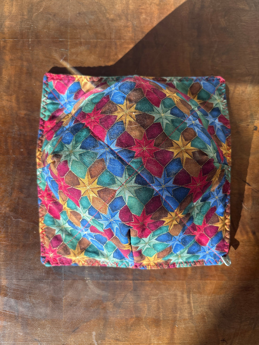 Colorful Holiday Stars Bowl Cozy