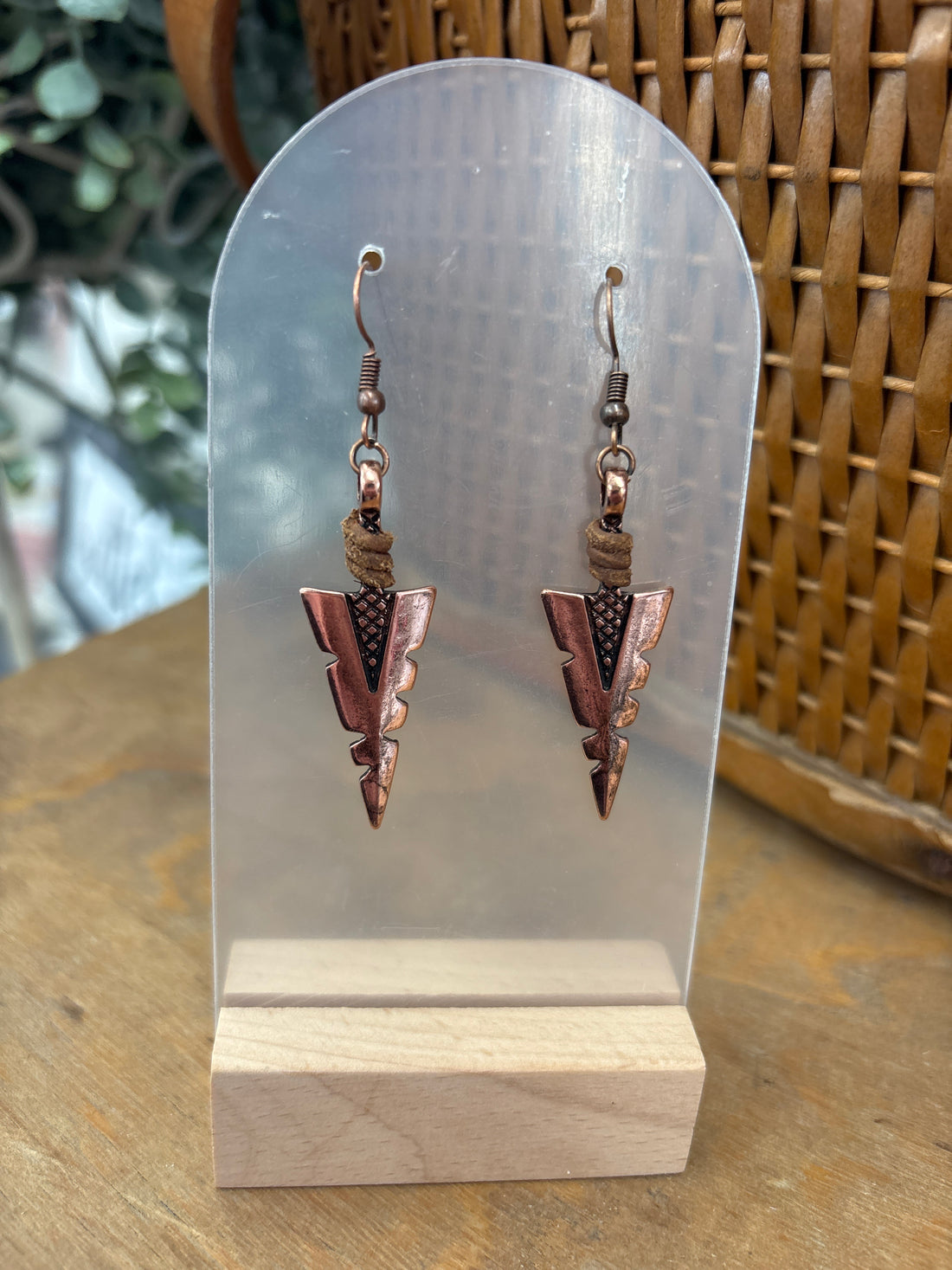 Metal Arrowhead Drop Earrings