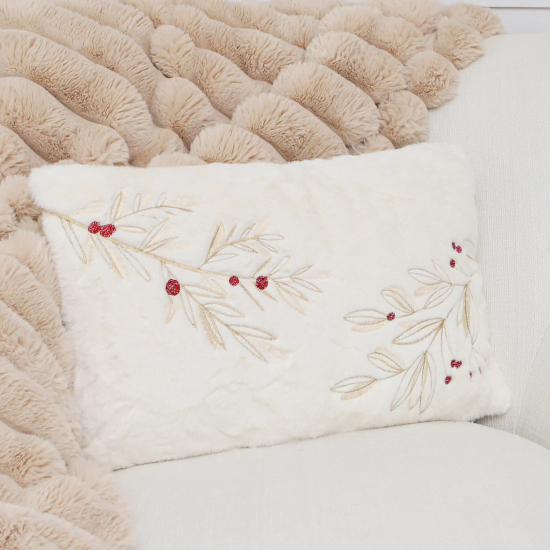 Berry Holly Fur Pillow