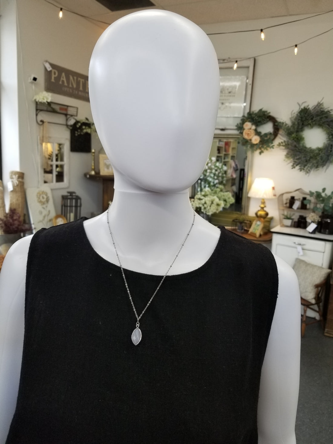 Silver Agate Necklace