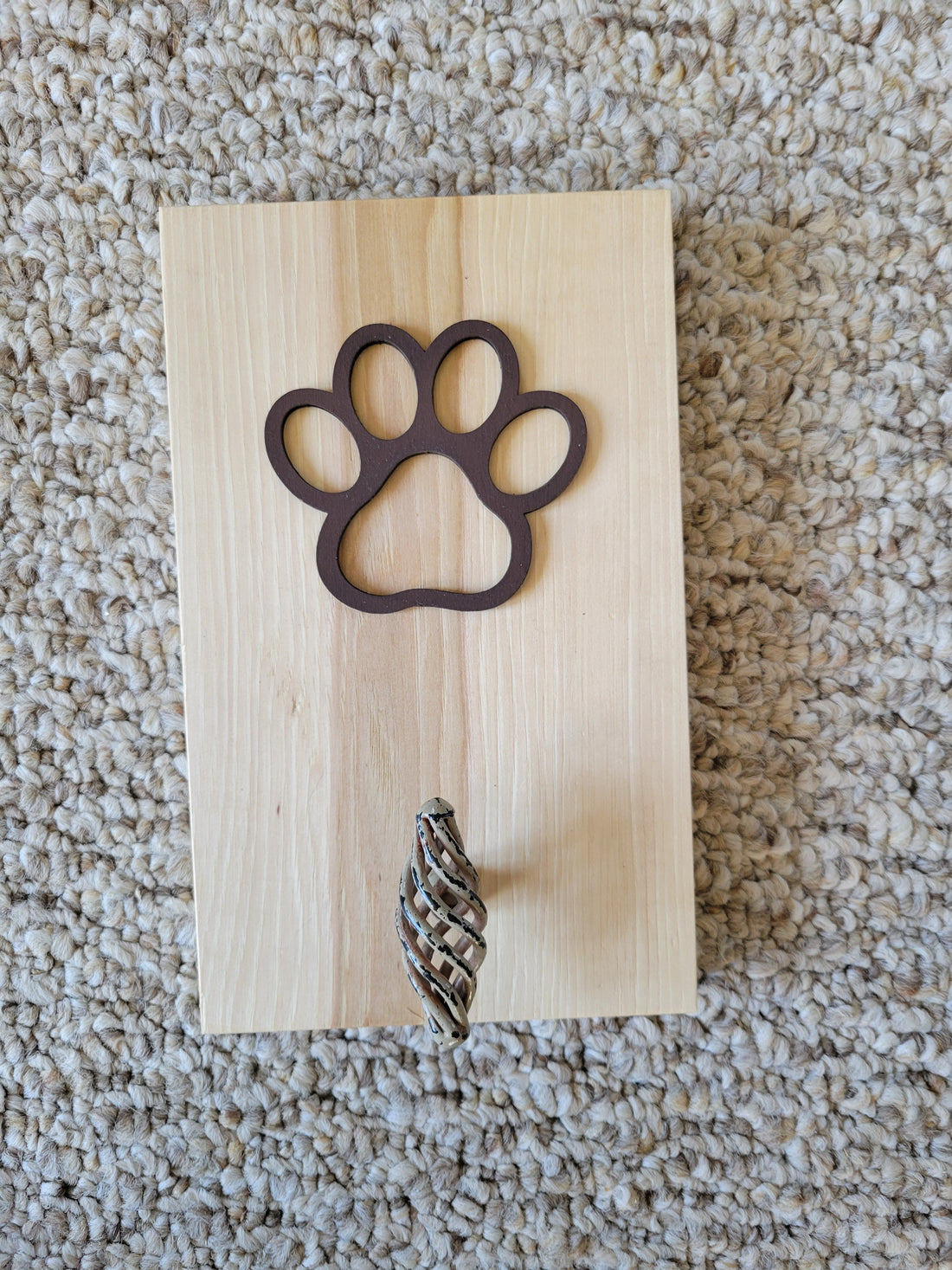 Leash Holder - Single Paw