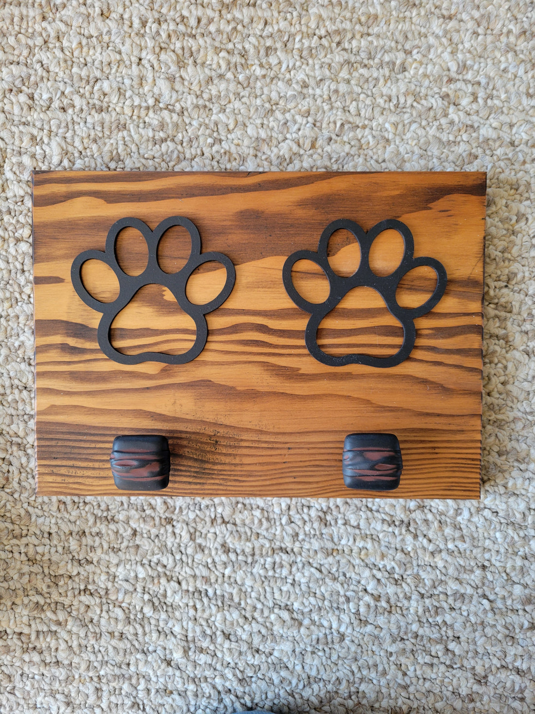 Leash Holder - Double Paw
