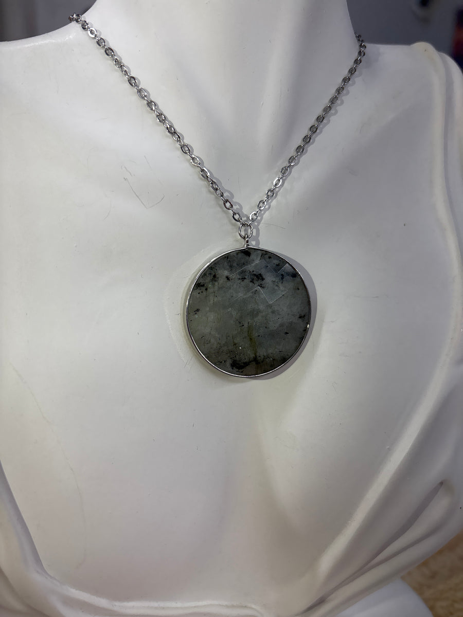 Circle Labradorite Crystal Silver Necklace