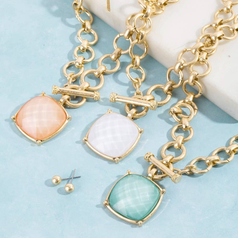 Large Square Faceted Stone Pendant Toggle Chain Necklace: Snow