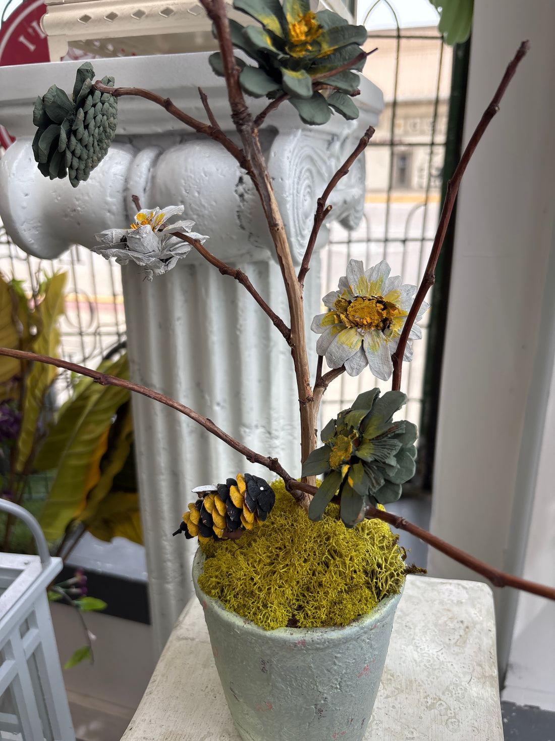 Green + White Bumblebee Pinecone Arrangement