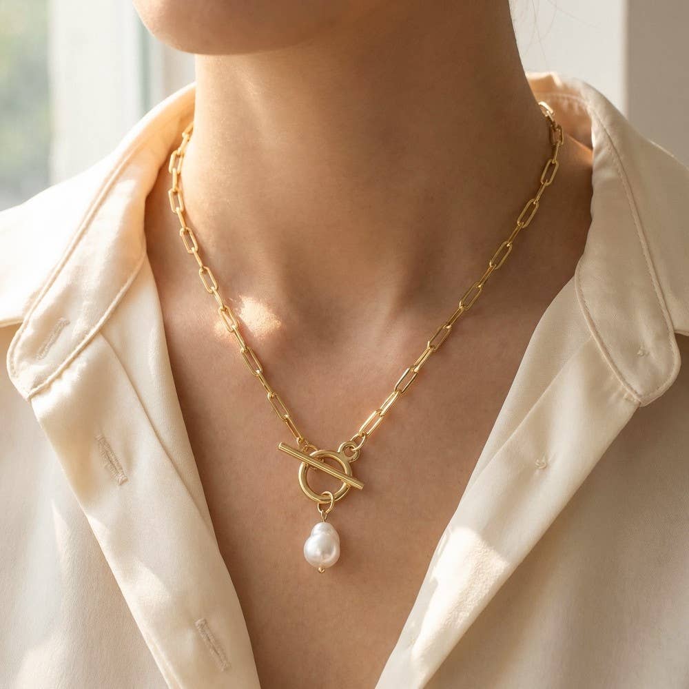 Toggle Chain Pearl Charm Necklace: Gold