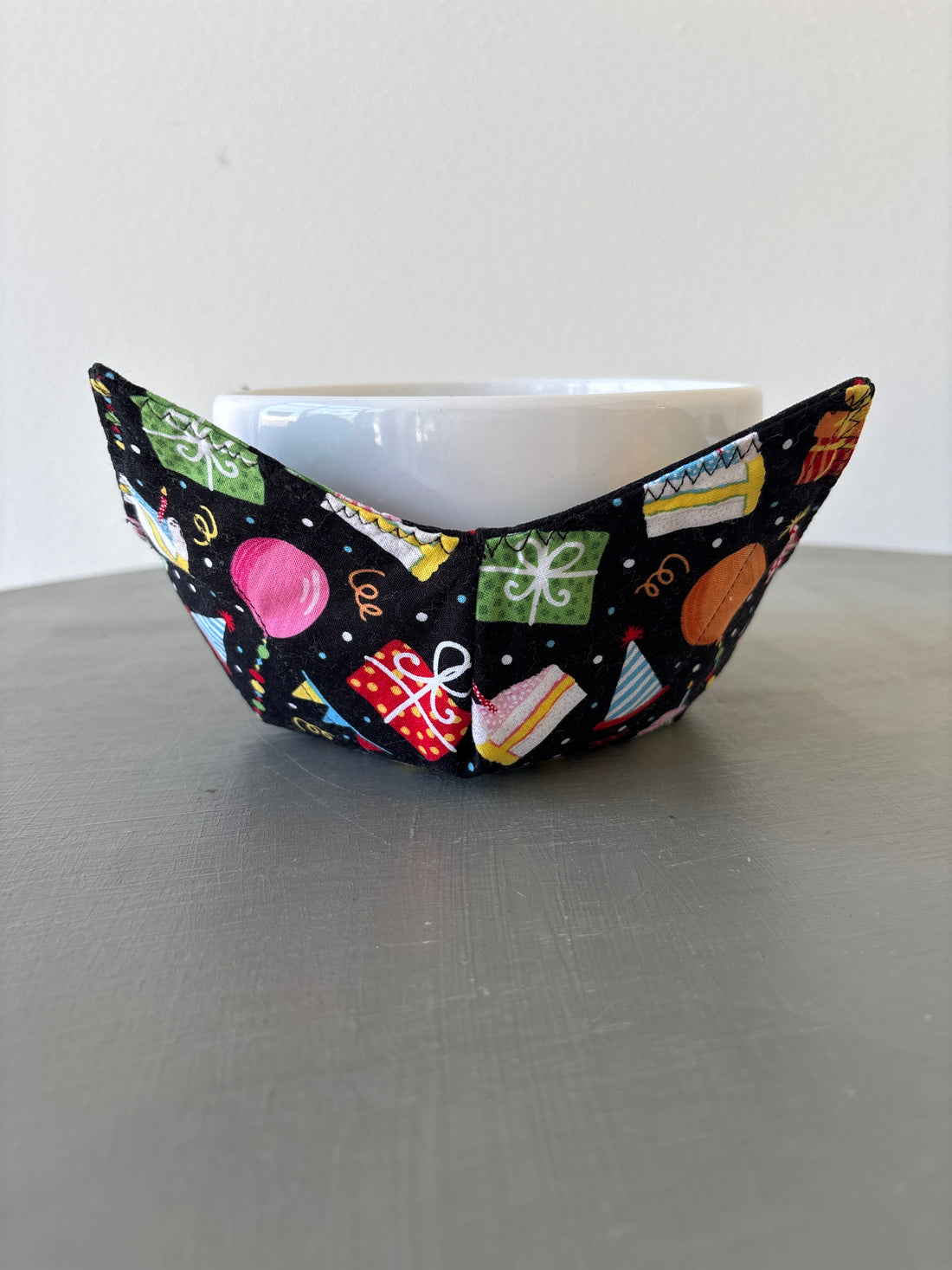 Celebration Bowl Cozy