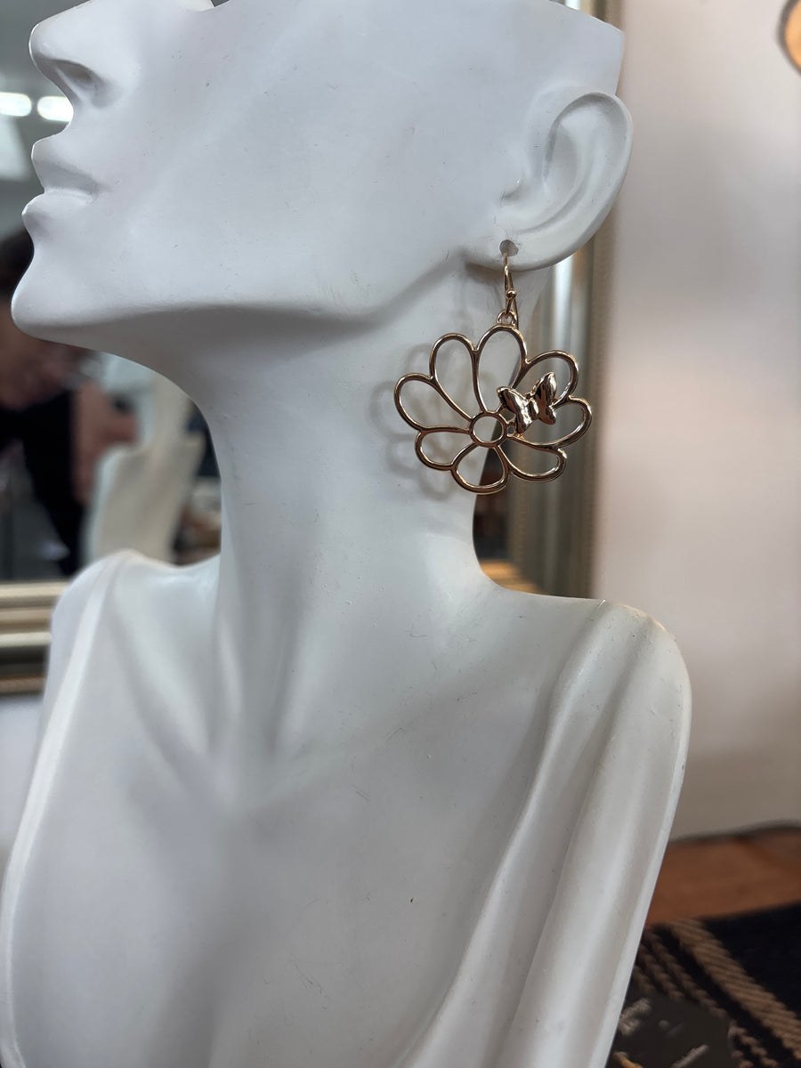 Flower + Butterfly Necklace & Earring Set