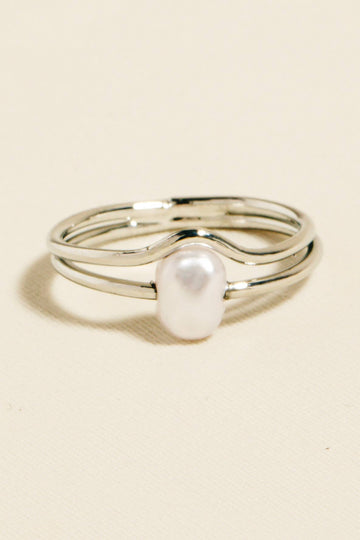 Pearl Charm Fashion Ring
