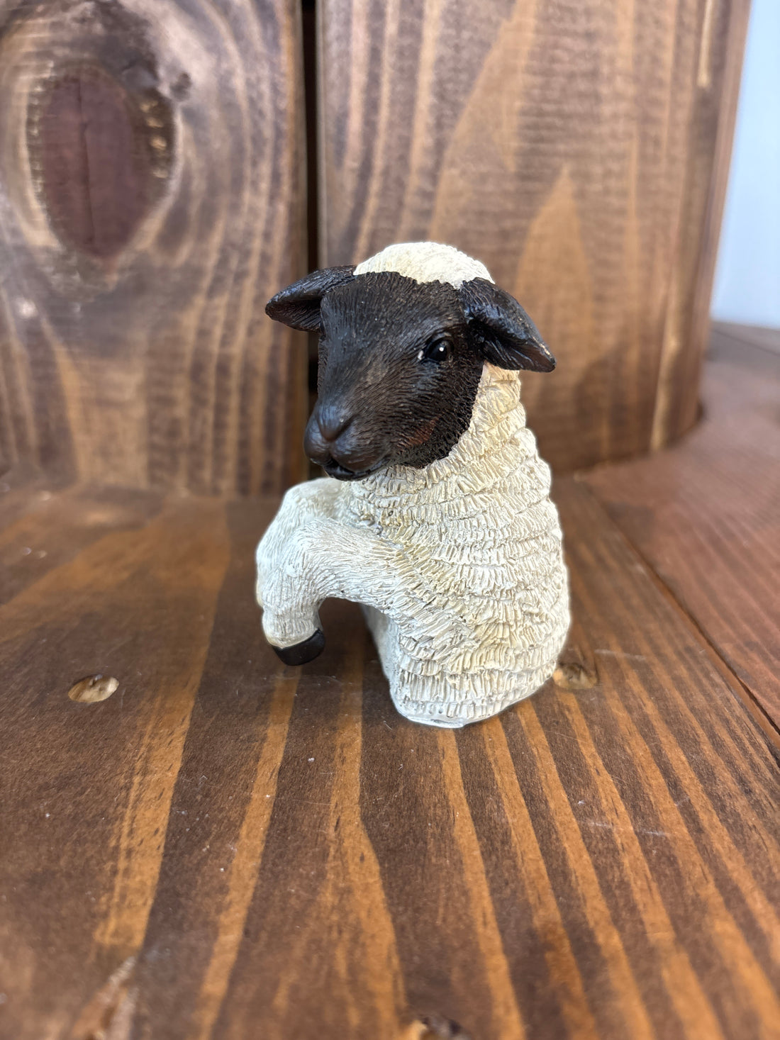 Suffolk Sheep Planter Rim Hanger