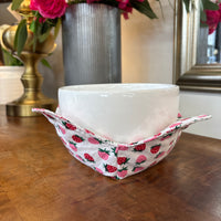 Tiny Strawberries Bowl Cozy