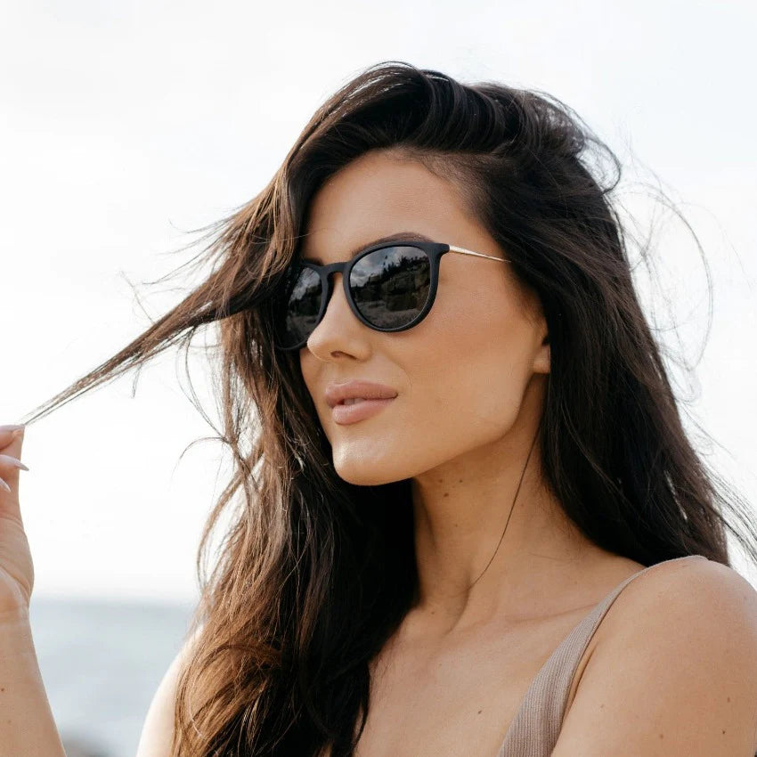Drew Round Polarized Metal Temple Sunglasses - Gold Frame/Black Lens