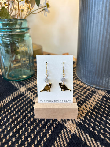 Gold Sitting Cat with Cloudy Grey Bead Drop Earrings