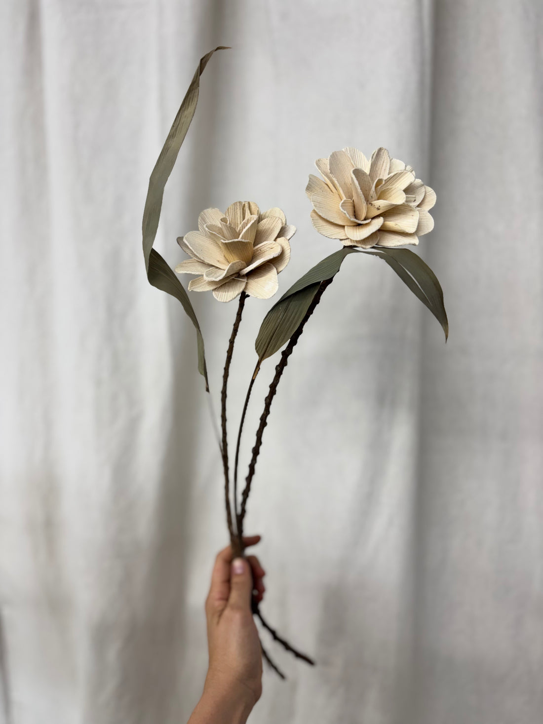 Betal Leaf Rose Bunch - 24"