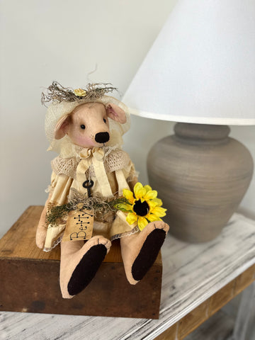 Miss Betty Vintage Mouse