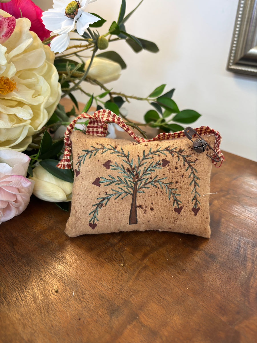 Mini Pillow Decor - Hanging Heart Tree