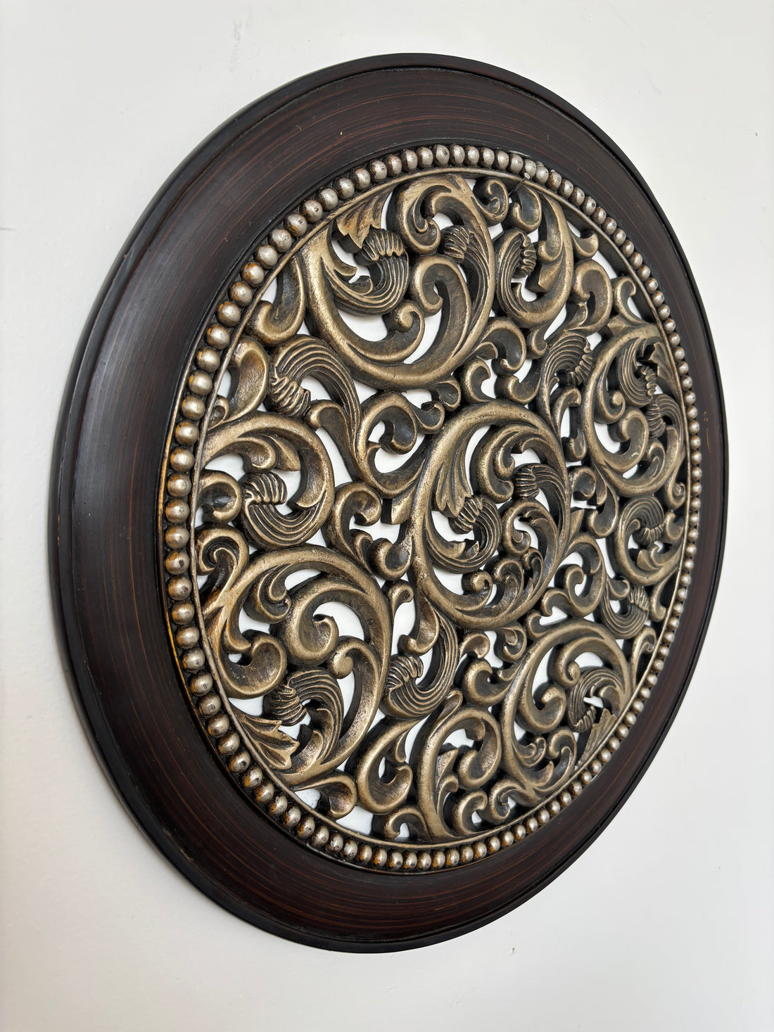 Circular Filigree Decor