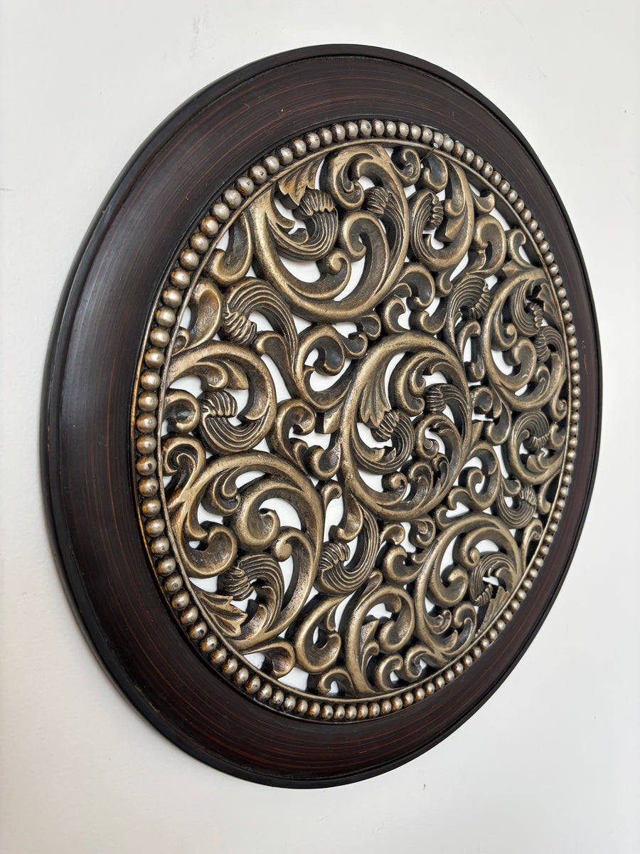 Circular Filigree Decor