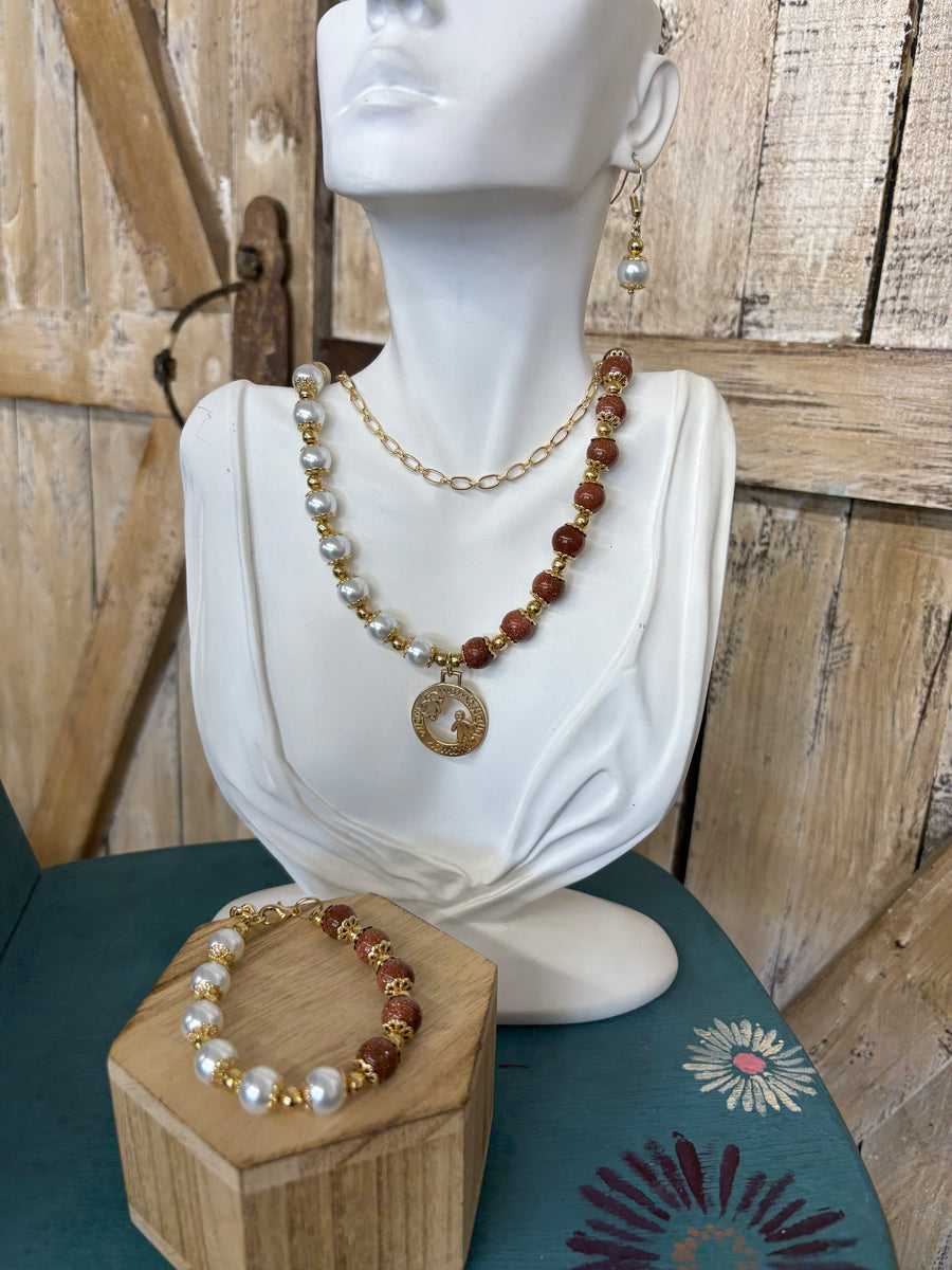 Mama Brown + White Jewelry Set