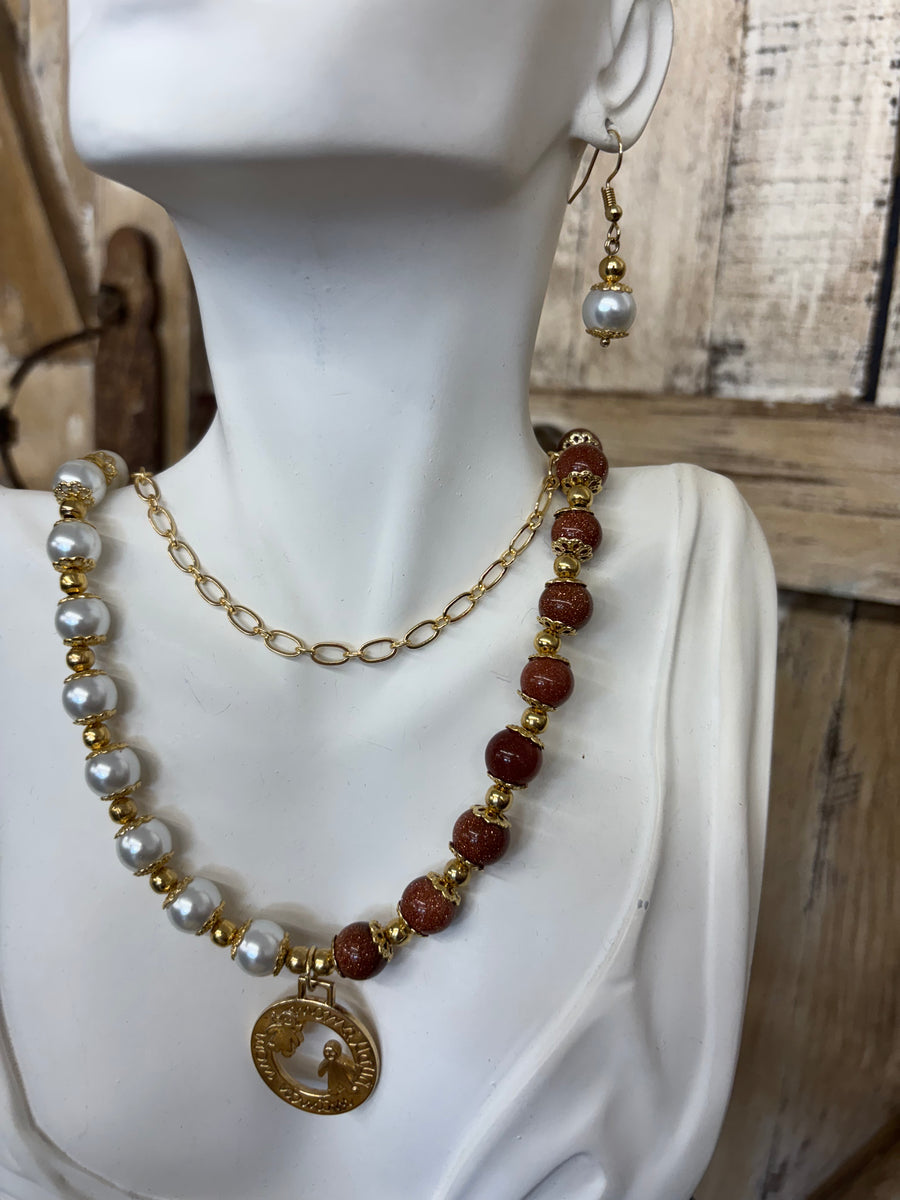 Mama Brown + White Jewelry Set
