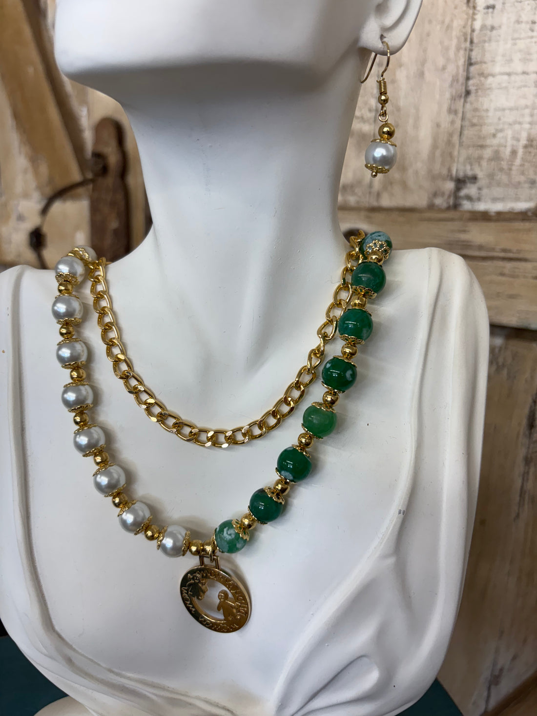 Mama Green + White Jewelry Set