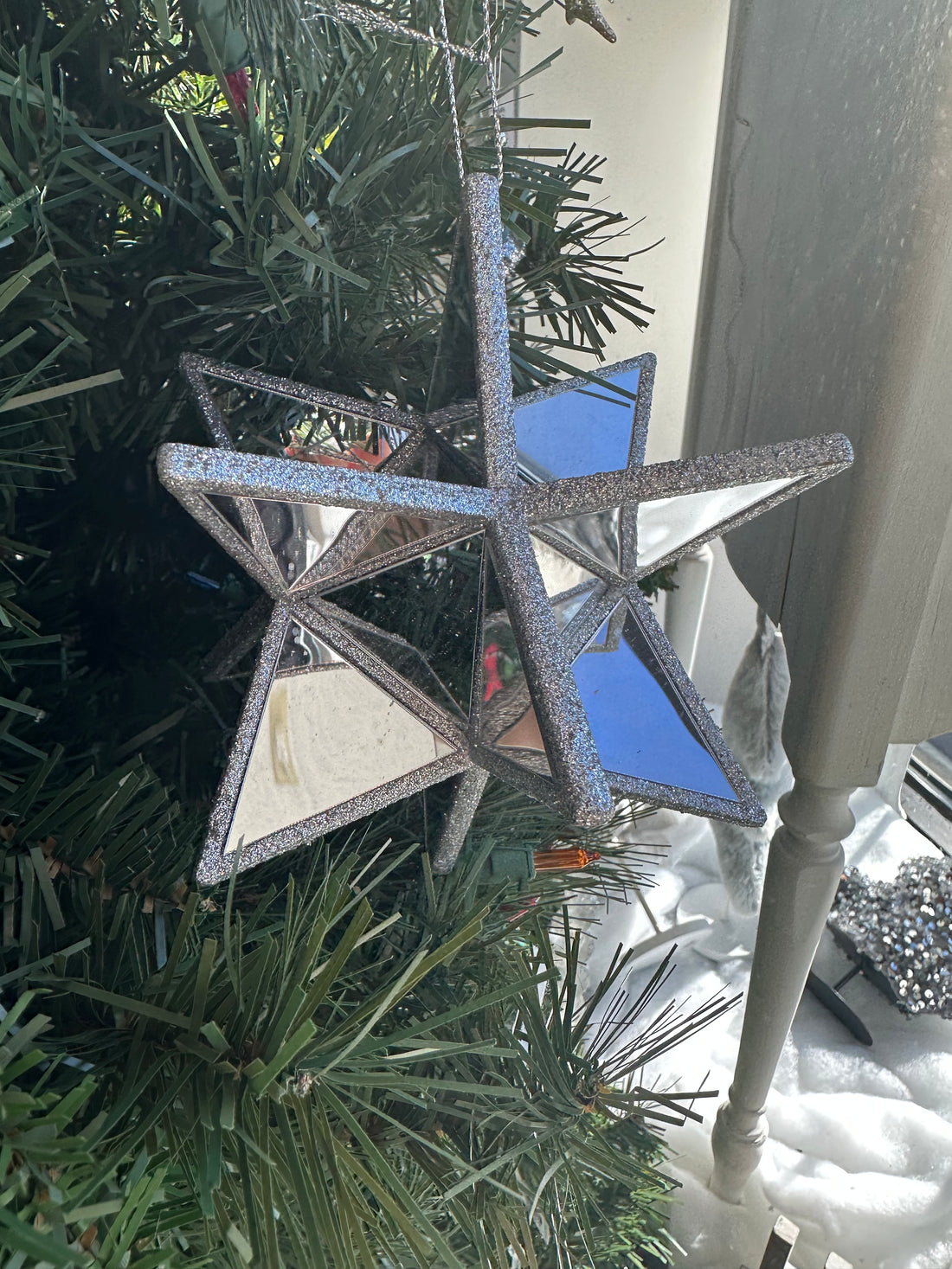 Multi Dimensional Star ornament