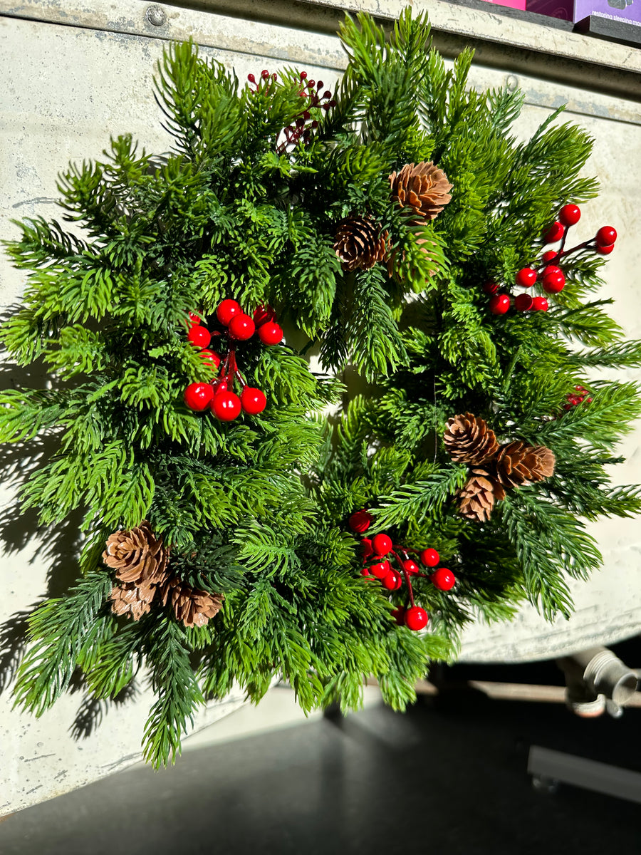 Pinecones & Berries Mini Wreath/Candle Ring