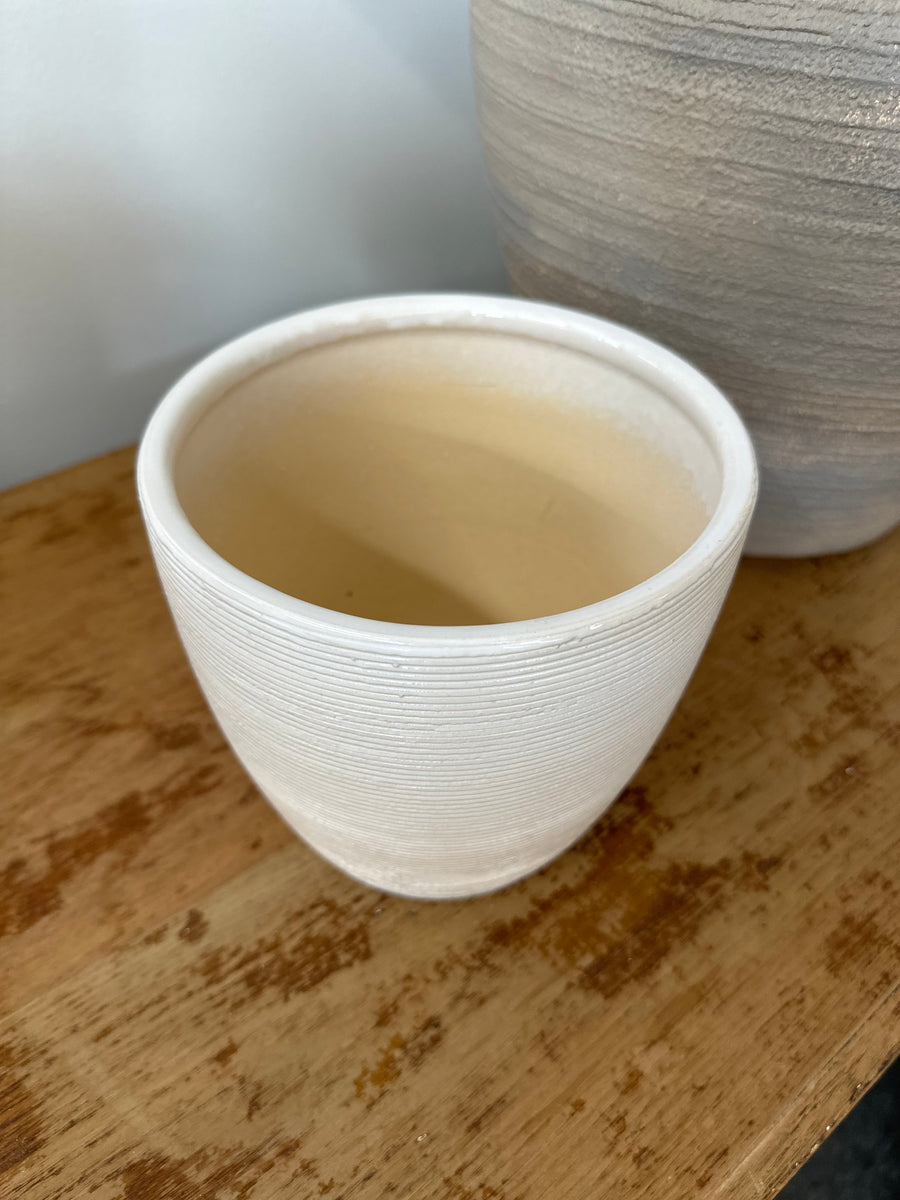 Cream Textured Pot