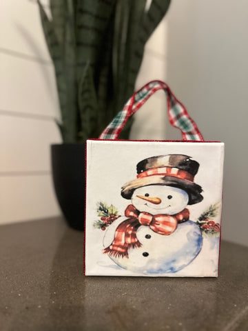 Snowman Shelf Sitter or Knob Decoration