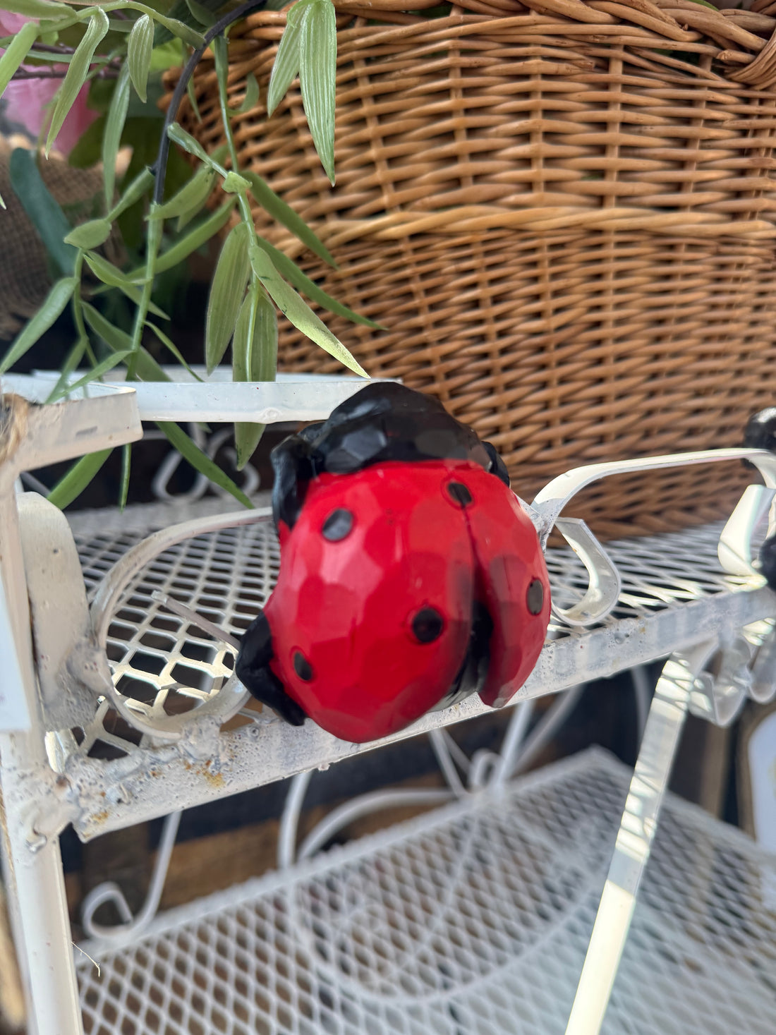 Resin Ladybug Pot Hanger