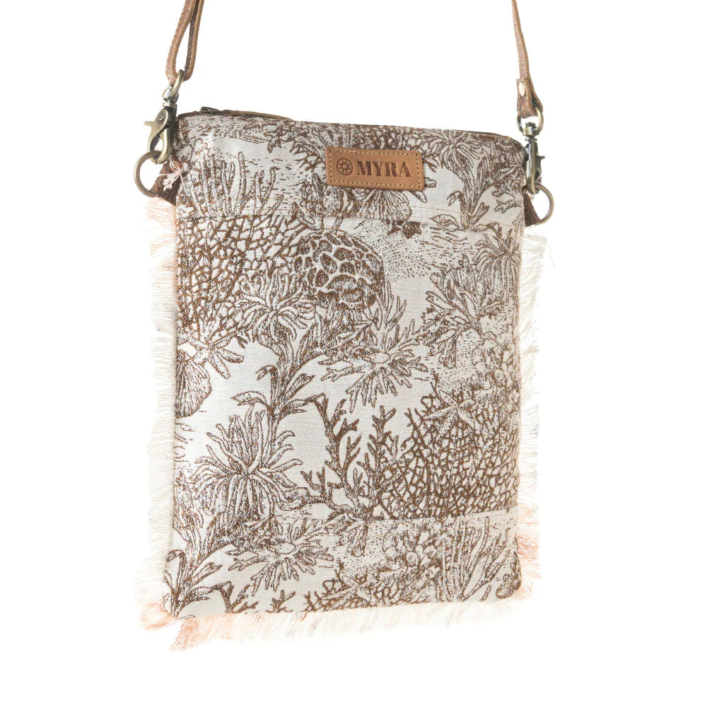 Myra Bags "Loom Tapestry vintage Crossbody Bag" - White + Fringe