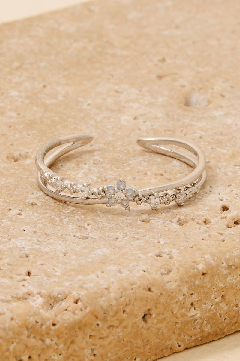 Mini Cz Flower Layered Open Band Ring: Silver